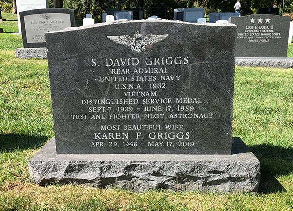 S. David Griggs headstone, front