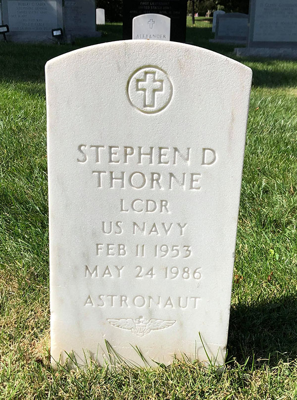 Stephen D. Thorne headstone, front